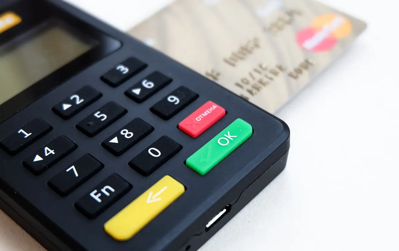 Visa and Mastercard threatened with potential £5bn UK lawsuit over fees